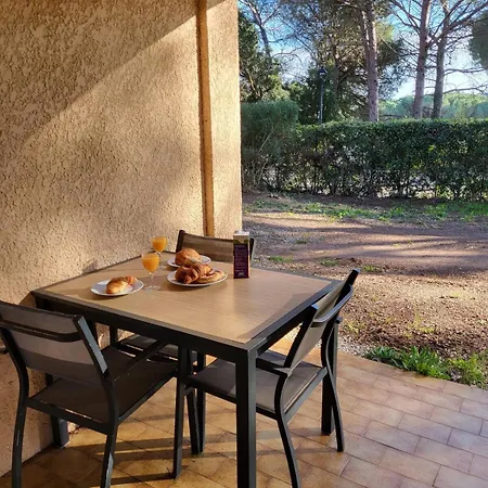 Perfect Holidays Apartment *